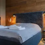 Kitzski Apartment Ski-In Ski-Out Accommodation דירה מיטרסיל