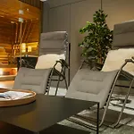 Kitzski Apartment Ski-In Ski-Out Accommodation