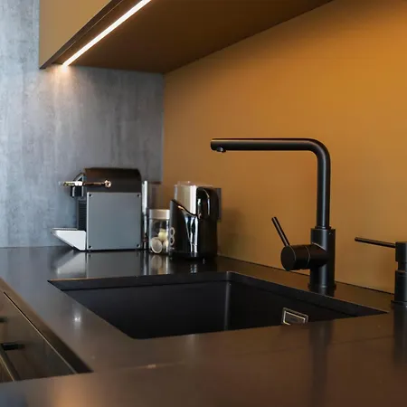 Kitzski Apartment Ski-In Ski-Out Accommodation *