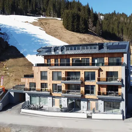 Kitzski Ski-in Ski-out Миттерзилль