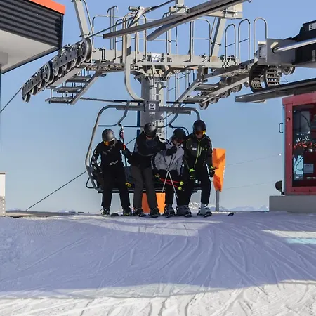 Kitzski Ski-in Ski-out Миттерзилль