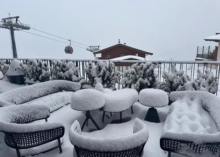 Διαμέρισμα Kitzski Apartment Ski-In Ski-Out Accommodation *