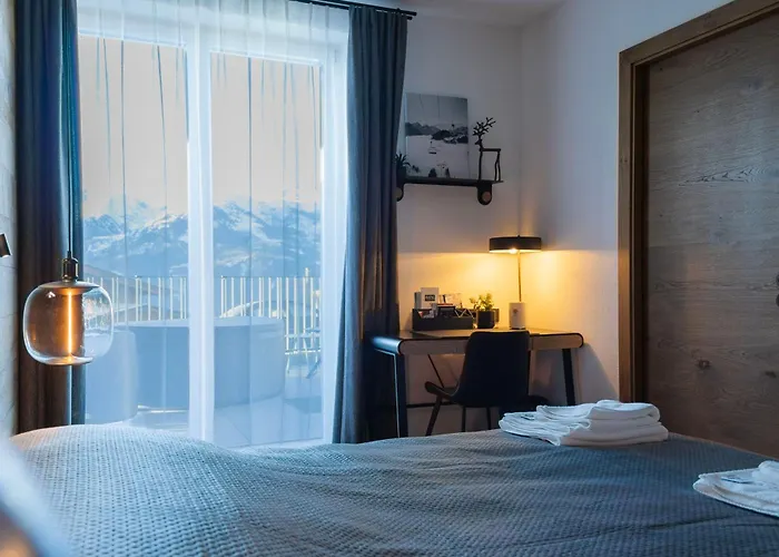 Daire Kitzski Apartment Ski-In Ski-Out Accommodation *
