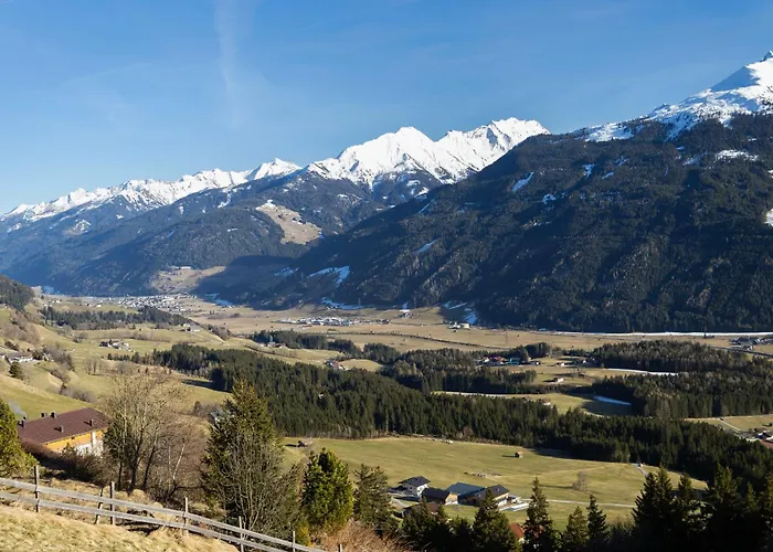 Kitzski Apartment Ski-In Ski-Out Accommodation