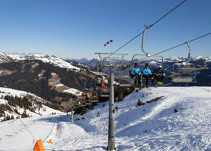 Kitzski Apartment Ski-In Ski-Out Accommodation * Mittersill